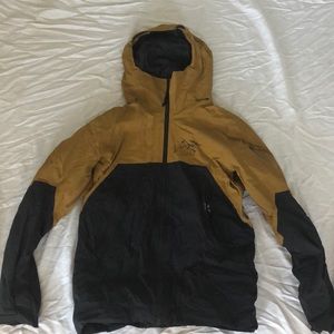 Arcteryx Men’s Rush IS Jacket Medium 24K Black